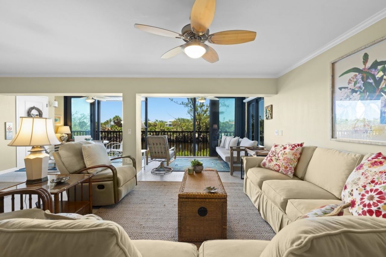 1340 Middle Gulf Dr, Unit 8A, Sanibel, FL 33957 Photo