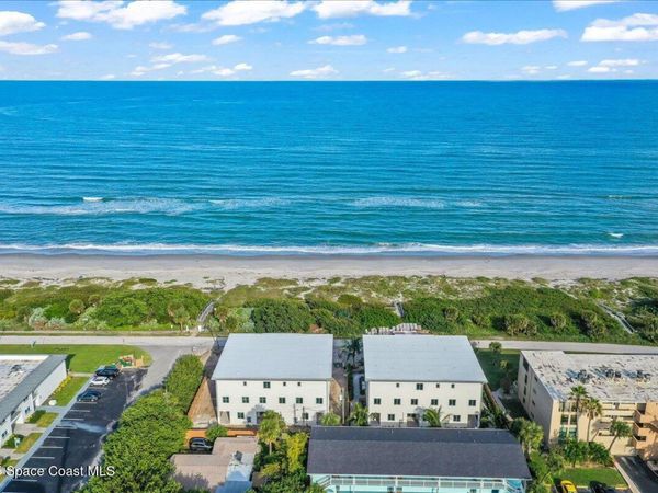 1008 Wave Crest Avenue , Indialantic, FL 32903