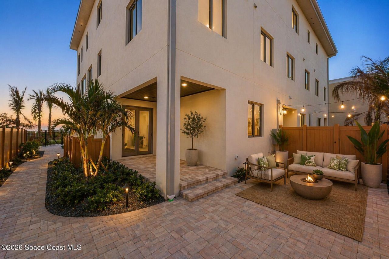 1008 Wave Crest Avenue , Indialantic, FL 32903 Photo