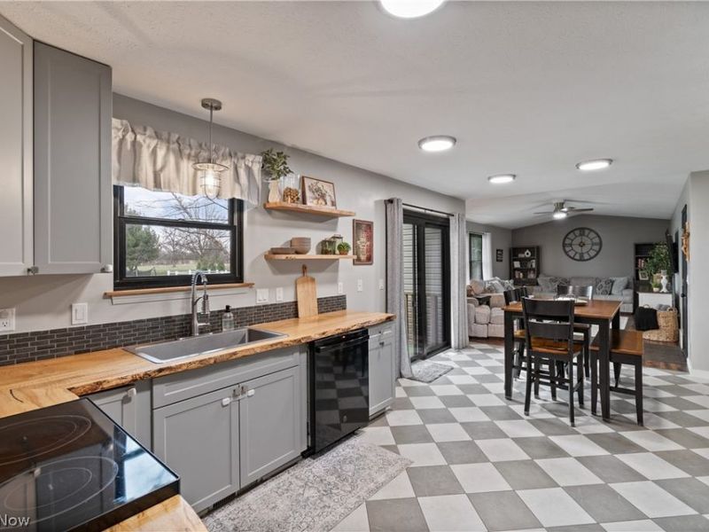 3969 Beat Road, Litchfield, OH 44253 Photo 10