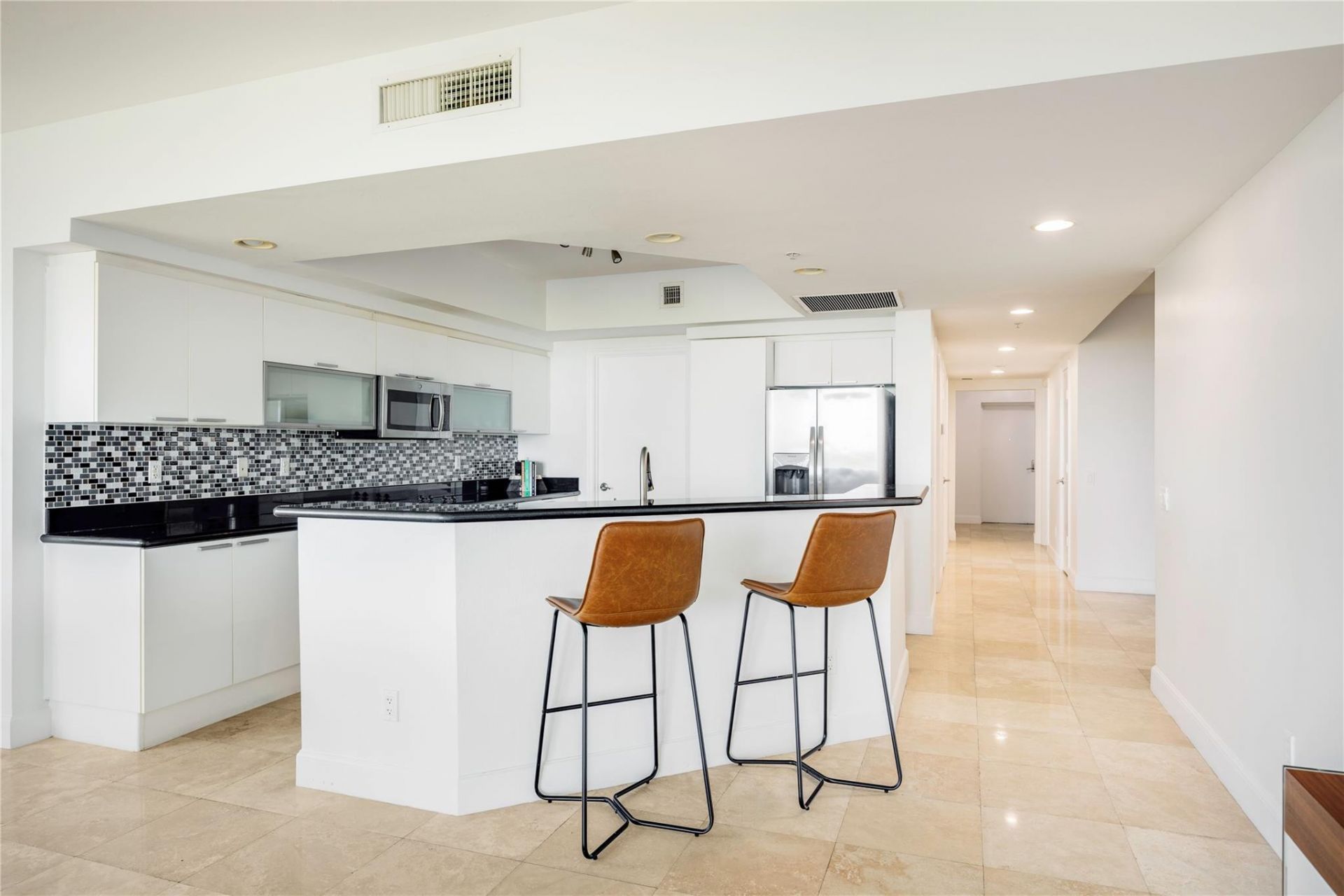 14951 Royal Oaks Lane, Unit 1109, North Miami, FL 33181 Photo