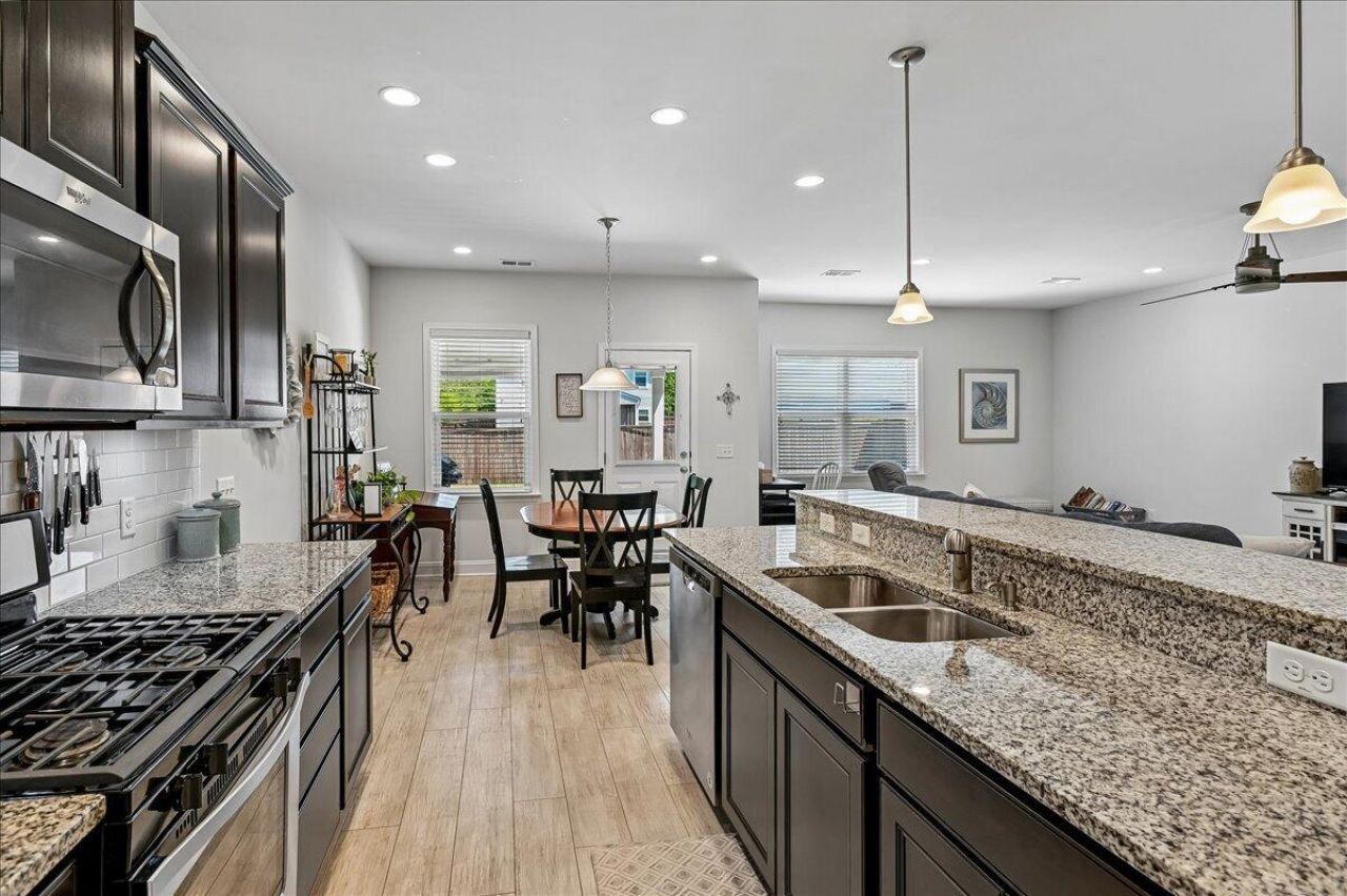 2656 Doubletree Court Photo 16