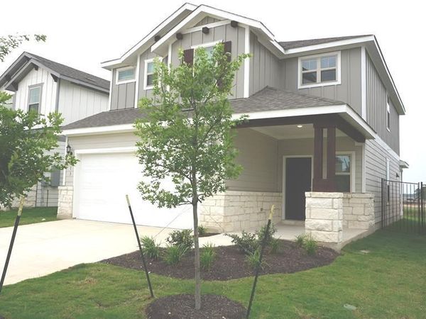 313 Redonda DR, Liberty Hill, TX 78642