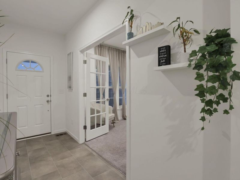 400 Waterlily Lane, Pataskala, OH 43062 Photo 6