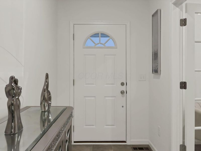 400 Waterlily Lane, Pataskala, OH 43062 Photo 7