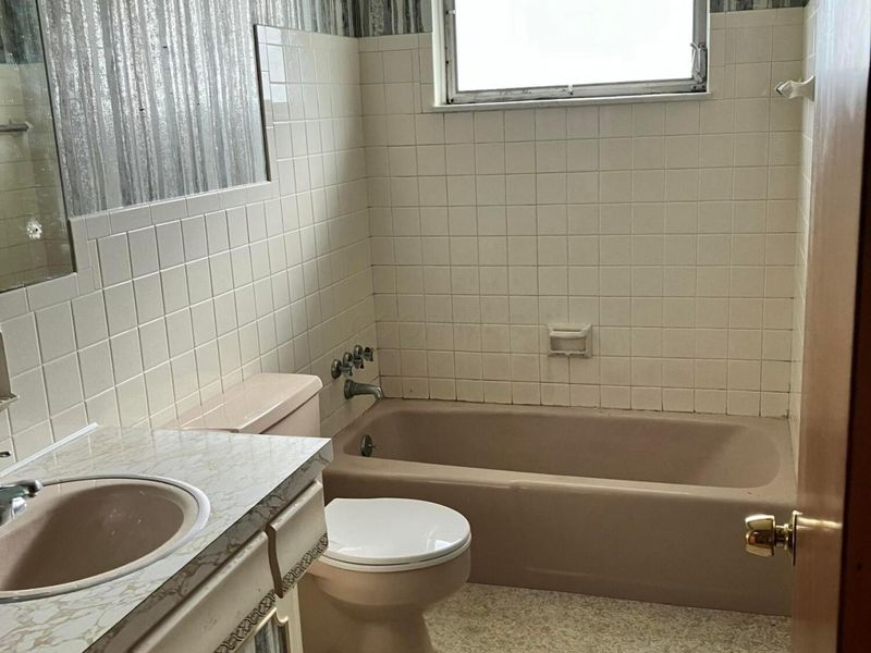 1000 Mcnaughten Road, Columbus, OH 43213 Photo 14