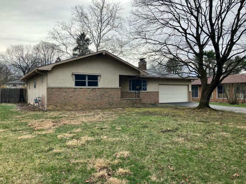 1000 Mcnaughten Road, Columbus, OH 43213 Photo 2