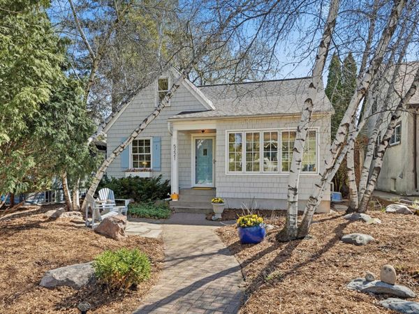 5221 Ewing Avenue S, Minneapolis, MN 55410