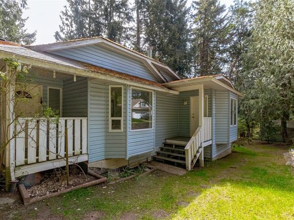 2380 Damascus Rd, Shawnigan Lake, BC V8H 2E7