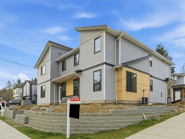 1517 Marban Rd , Nanaimo, BC V9X 1A1