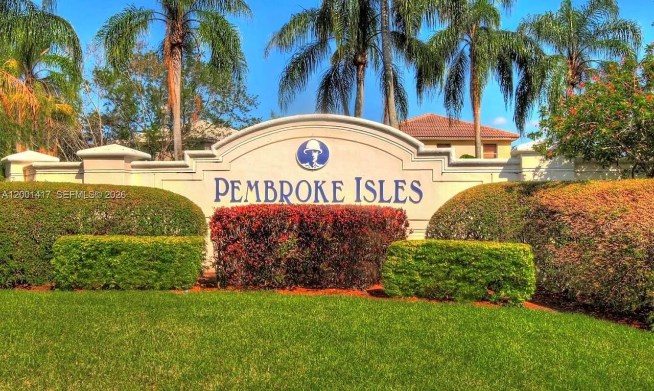 781 NW 170th Ter, Pembroke Pines, FL 33028 Photo