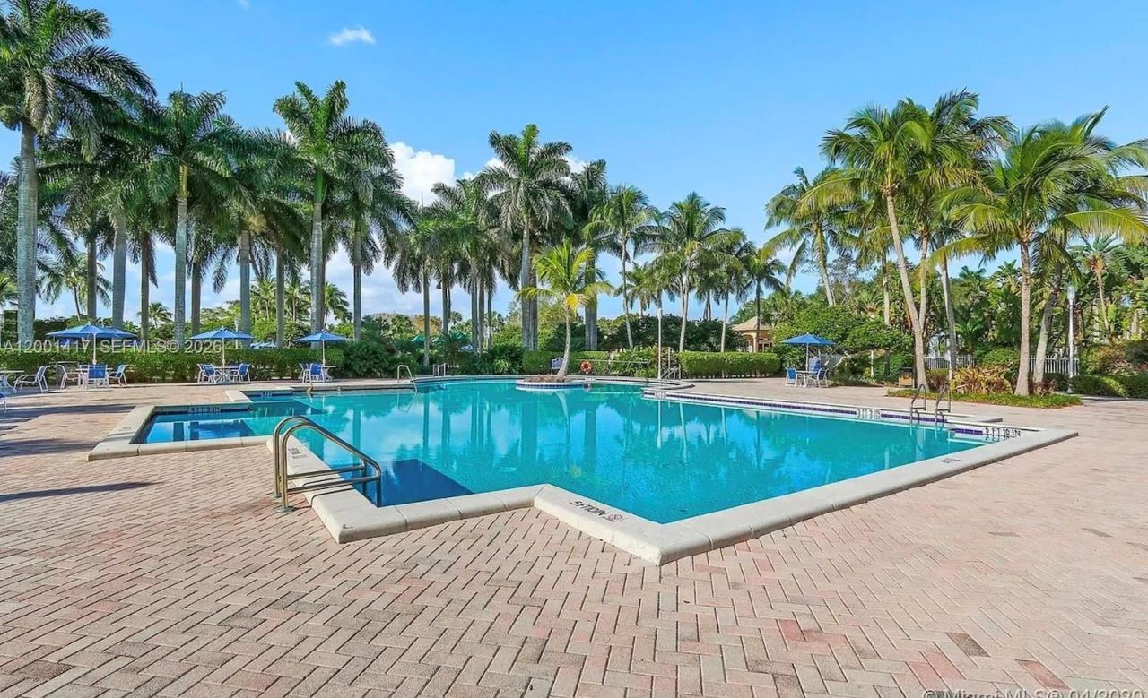 781 NW 170th Ter, Pembroke Pines, FL 33028 Photo