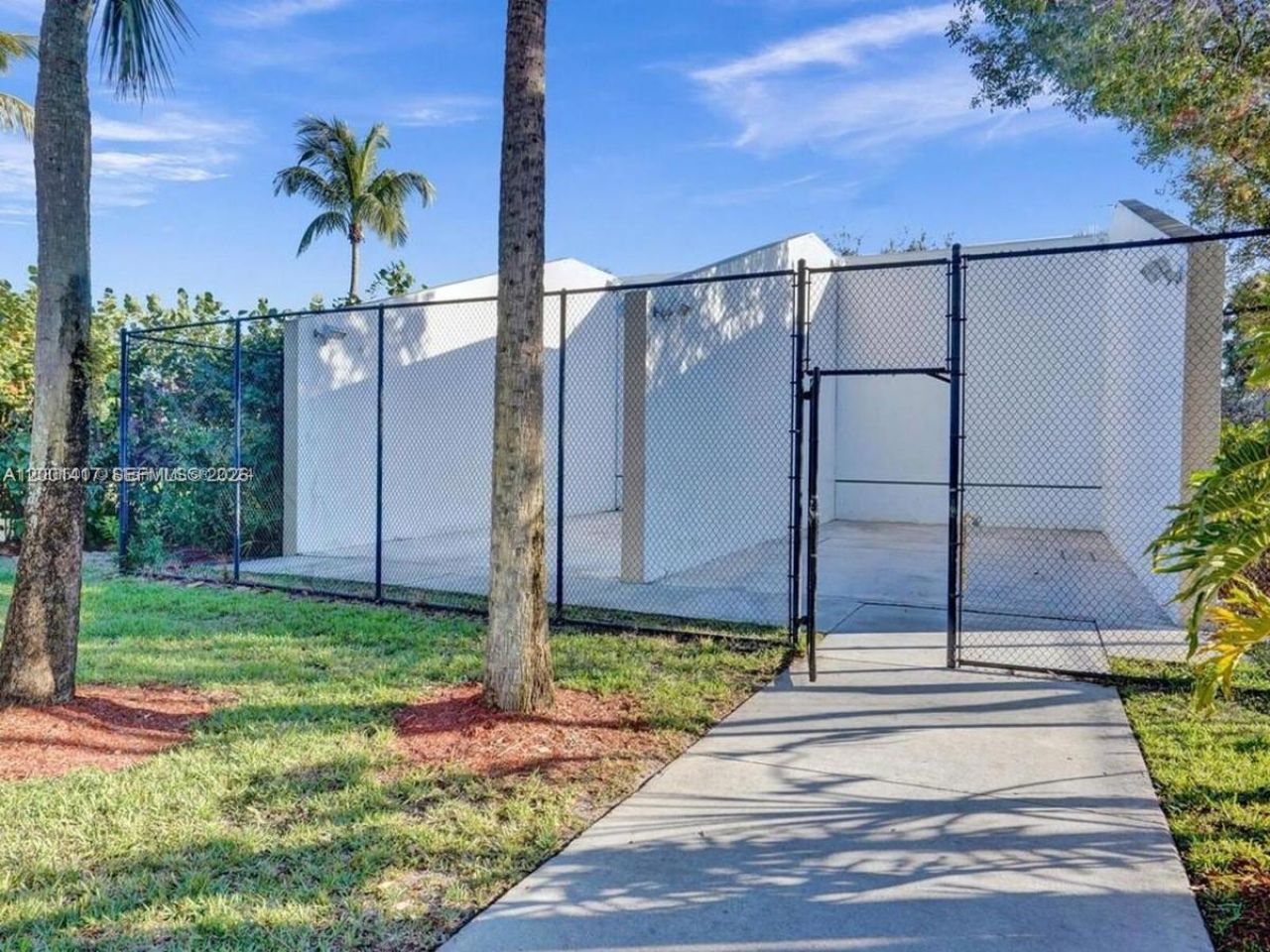 781 NW 170th Ter, Pembroke Pines, FL 33028 Photo