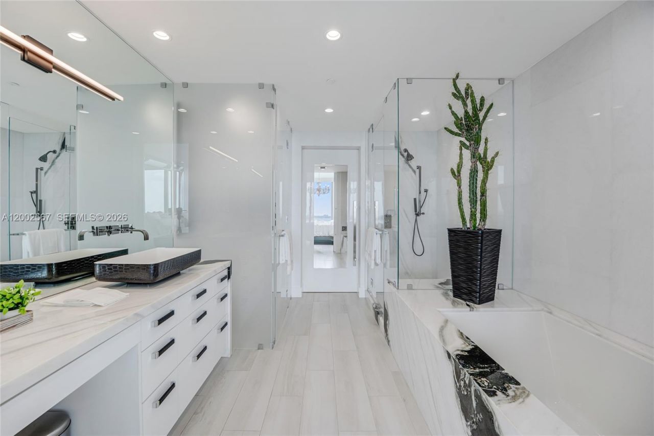 2900 NE 7th Ave, Unit 4003, Miami, FL 33137 Photo