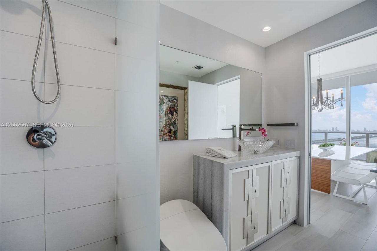 2900 NE 7th Ave, Unit 4003, Miami, FL 33137 Photo