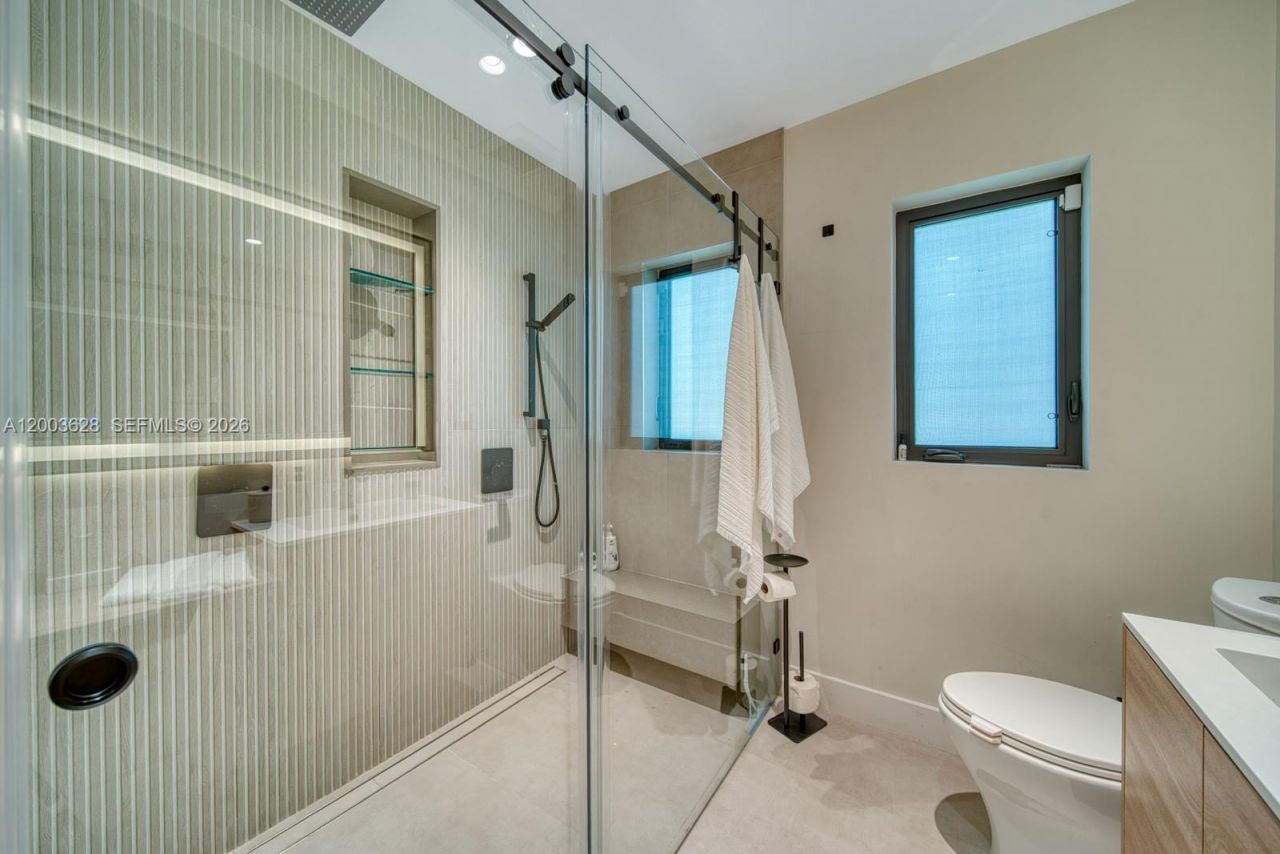 1940 SW 32nd Pl, Miami, FL 33145 Photo