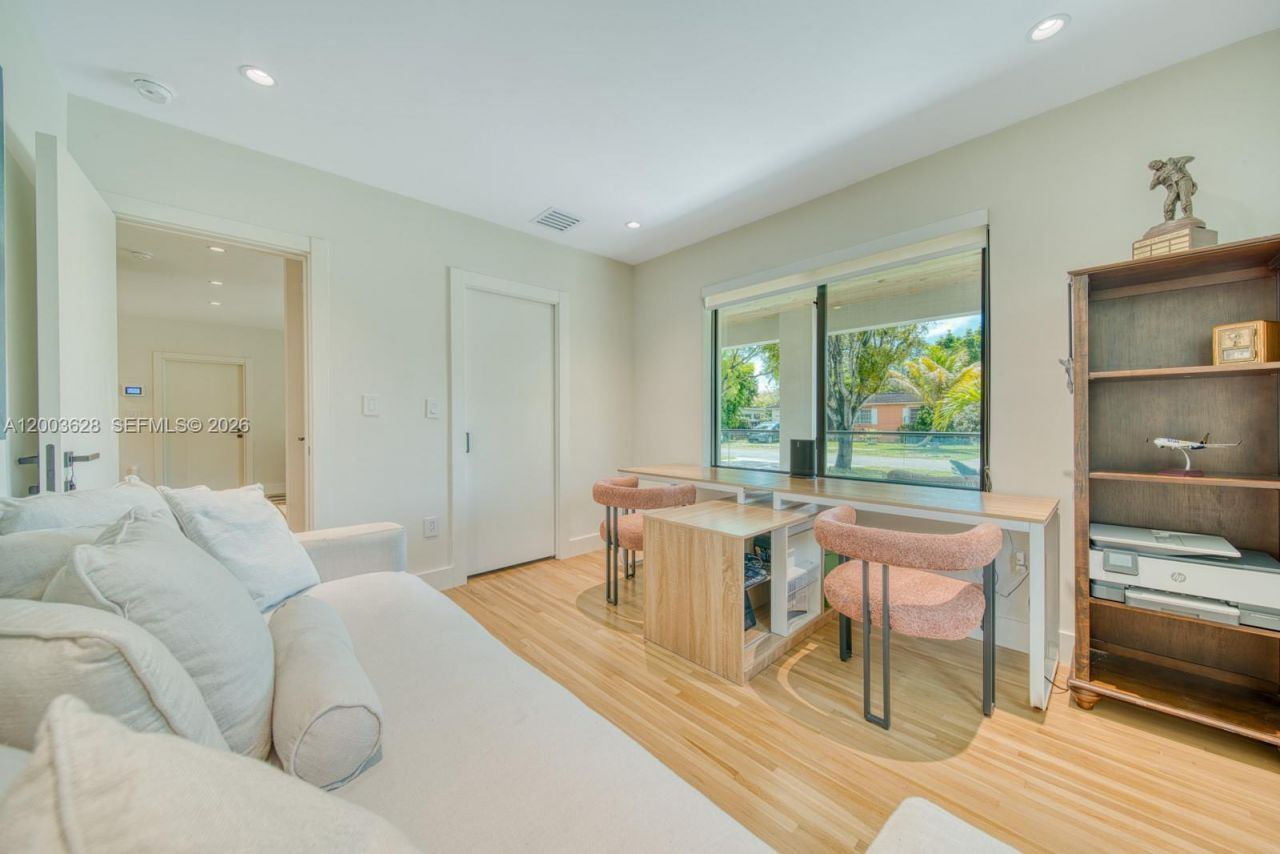 1940 SW 32nd Pl, Miami, FL 33145 Photo