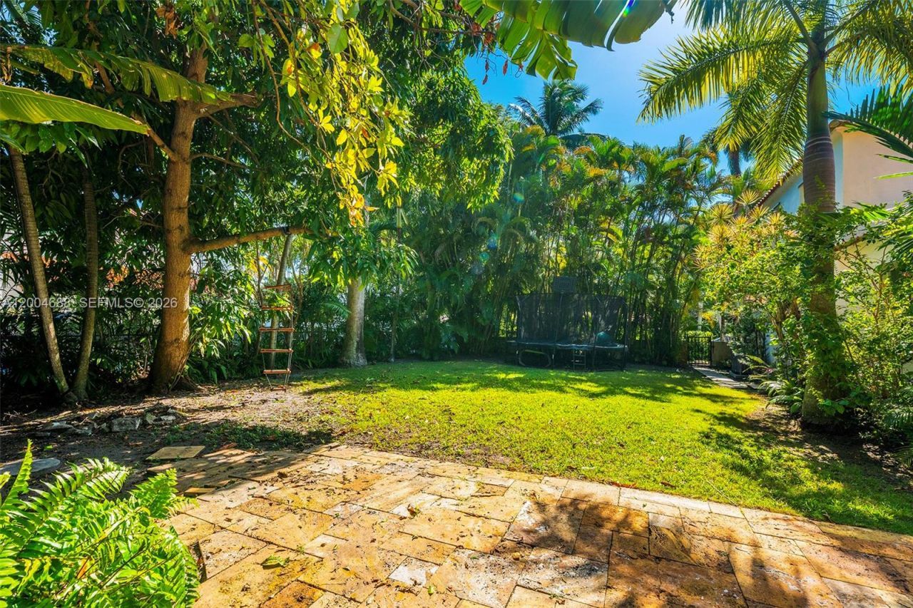 641 NE 57th Street, Miami, FL 33137 Photo