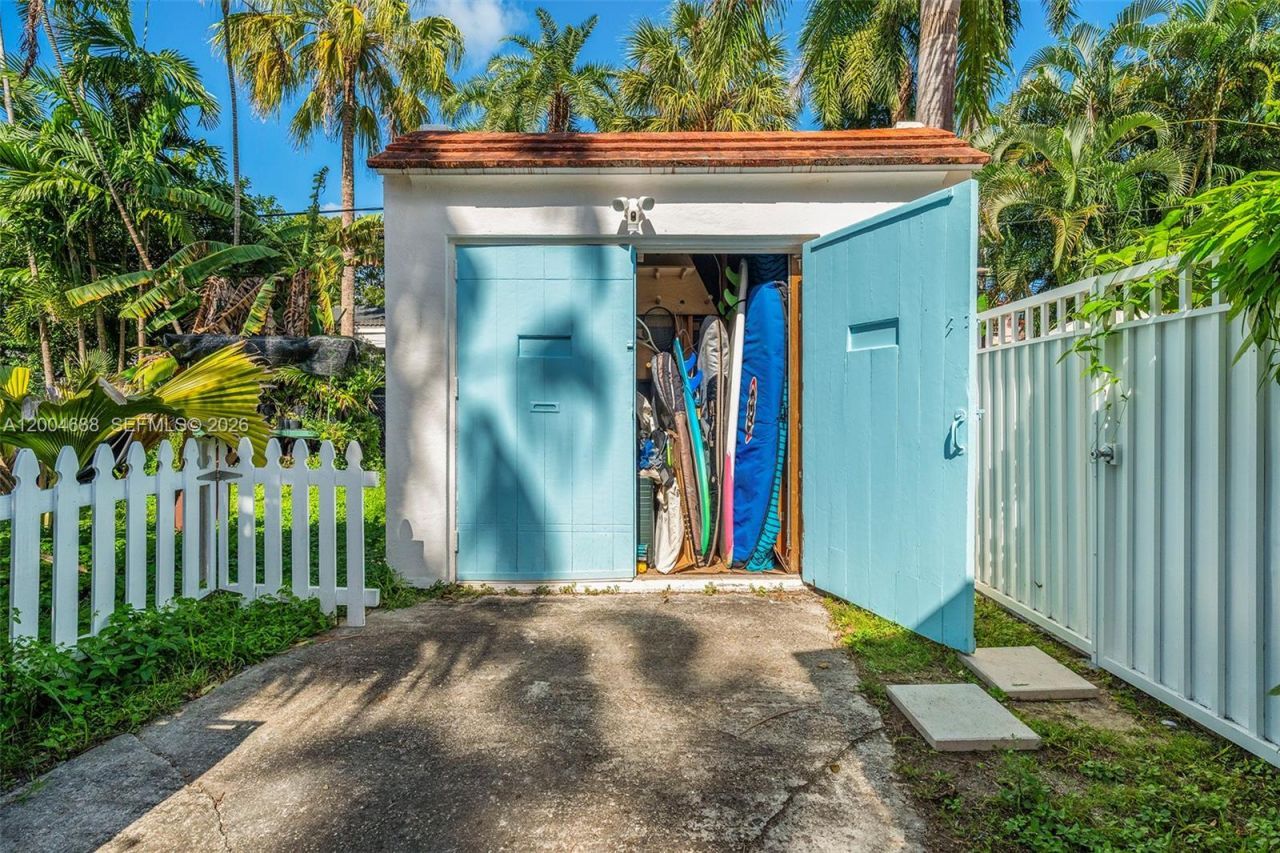 641 NE 57th Street, Miami, FL 33137 Photo