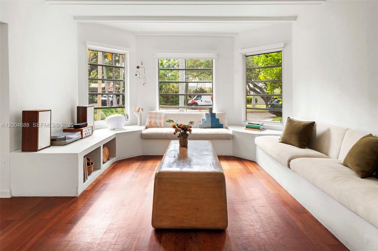 641 NE 57th Street, Miami, FL 33137 Photo