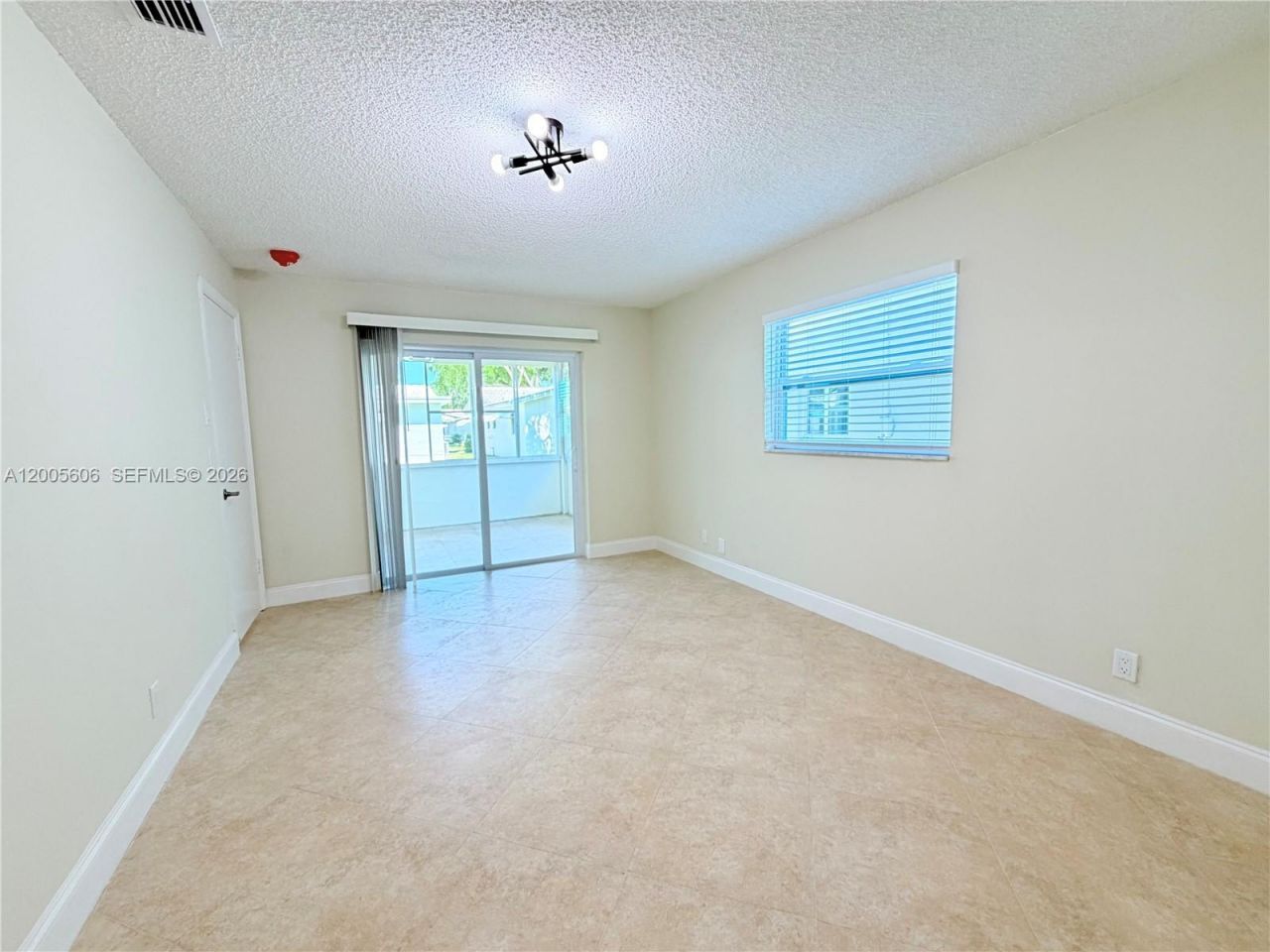 8581 NW 17th St, Plantation, FL 33322 Photo