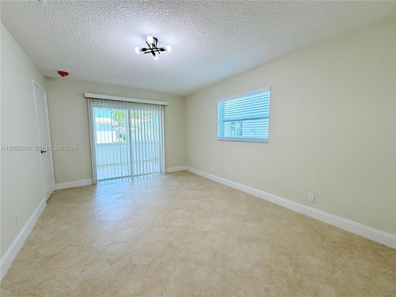 8581 NW 17th St, Plantation, FL 33322 Photo