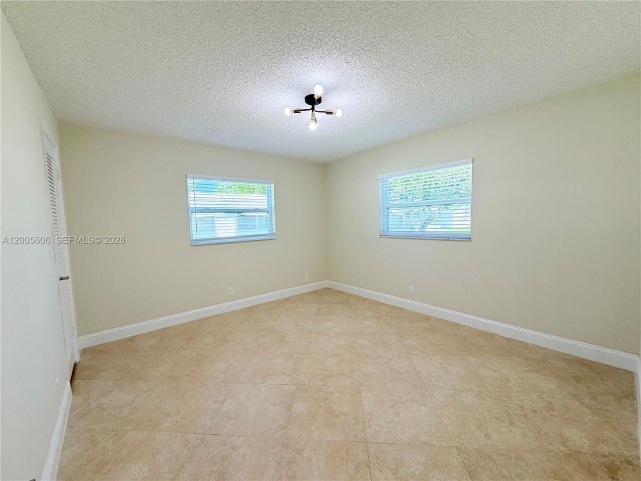 8581 NW 17th St, Plantation, FL 33322 Photo