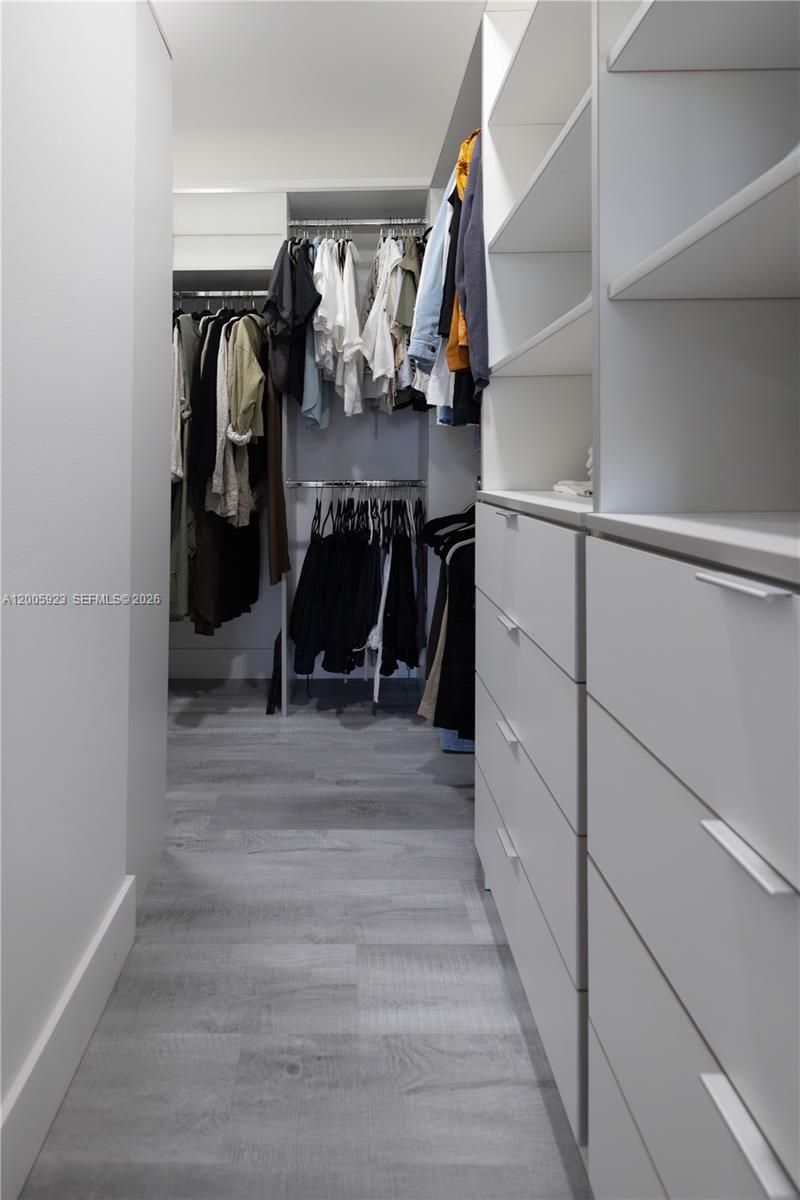 345 NE 194th Ln , Miami, FL 33179 Photo