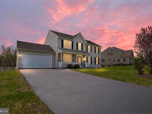 435 OLD PHILADELPHIA PIKE, DOUGLASSVILLE, PA 19518