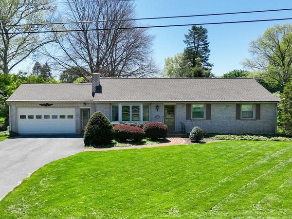 2188 KOLB DRIVE , LANCASTER, PA 17601