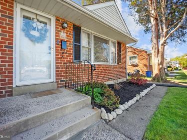 608 8TH AVENUE, FOLSOM, PA 19033