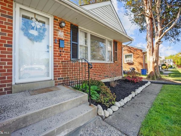 608 8TH AVENUE , FOLSOM, PA 19033