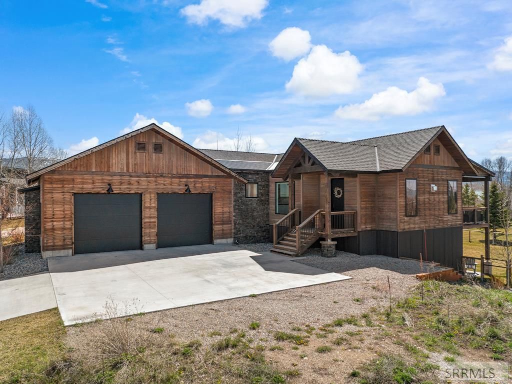 339 Palisade Trail, Driggs, ID 83422 Main Photo