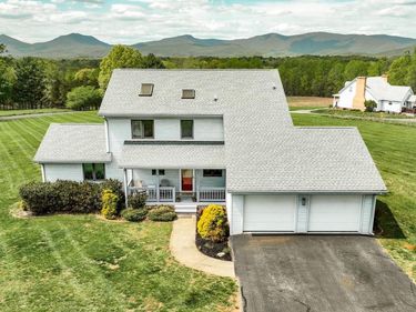 3453 Roaring Run Road, Goode, VA 24556