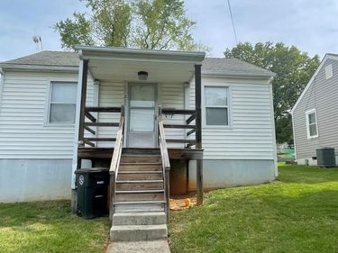 211 College Drive, Lynchburg, VA 24501