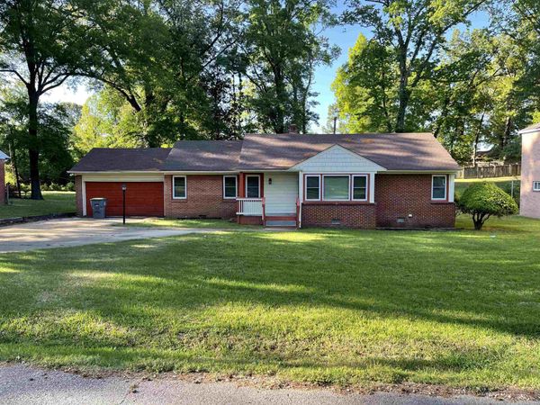 895 ENFIELD RD, Memphis, TN 38116
