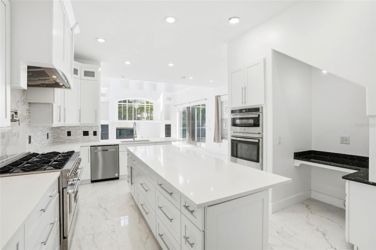 11637 Bristol Chase Drive, Tampa, FL 33626 Photo