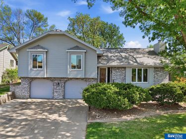 2810 N 73 Street , Lincoln, NE 68507