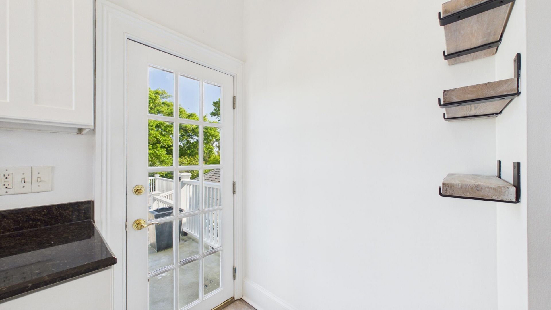 180 Broad Street Photo 17