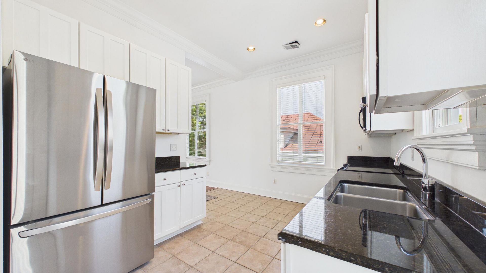 180 Broad Street Photo 19