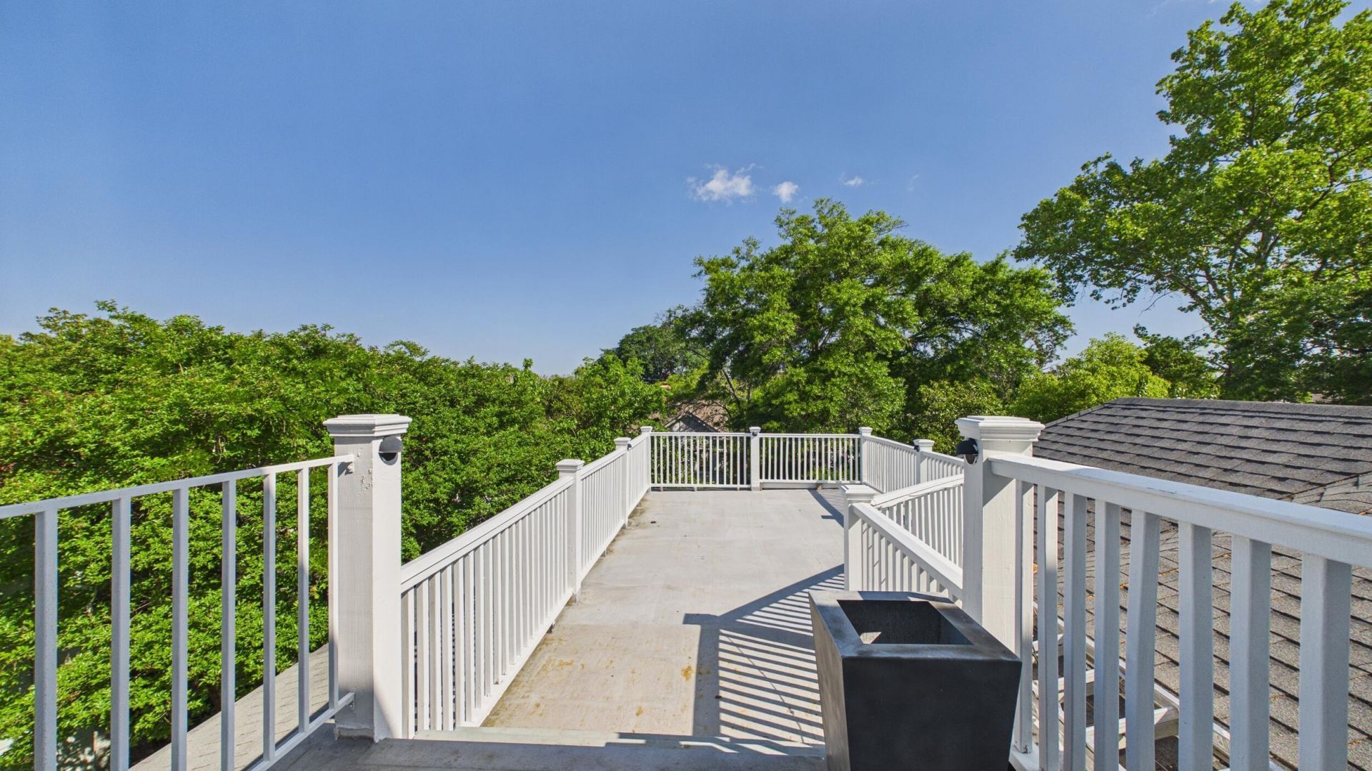 180 Broad Street Photo 21