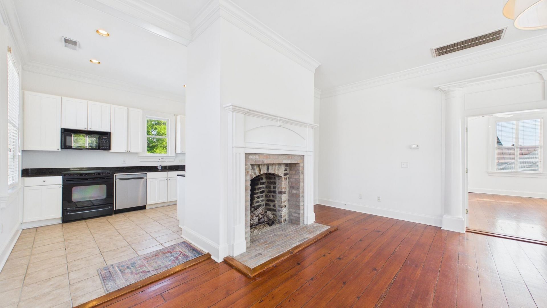 180 Broad Street Photo 5