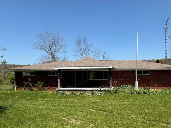 4667 Arvilla Road, Friendly, WV 26146