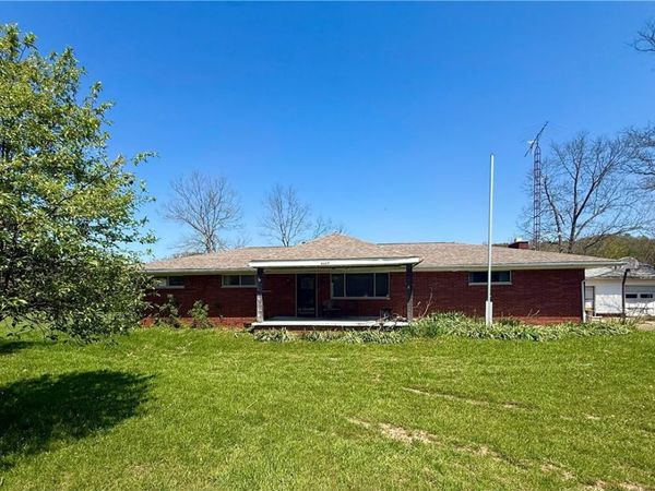 4667 Arvilla Road, Friendly, WV 26146