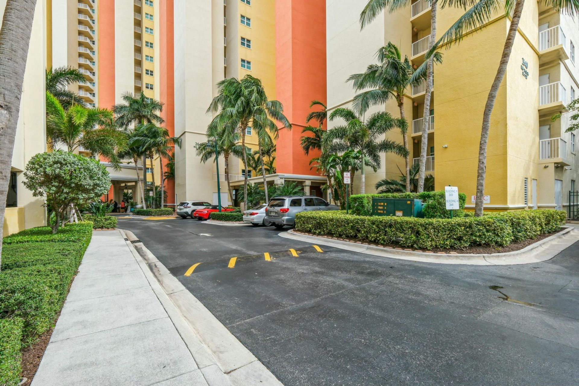 2640 Lake Shore Drive, Unit 1710, Riviera Beach, FL 33404 Photo