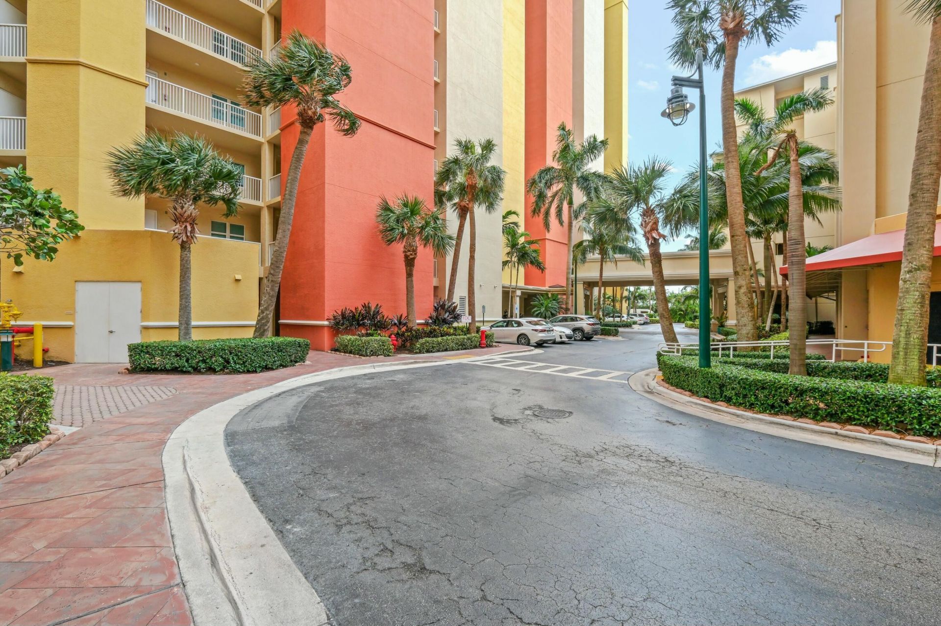 2640 Lake Shore Drive, Unit 1710, Riviera Beach, FL 33404 Photo