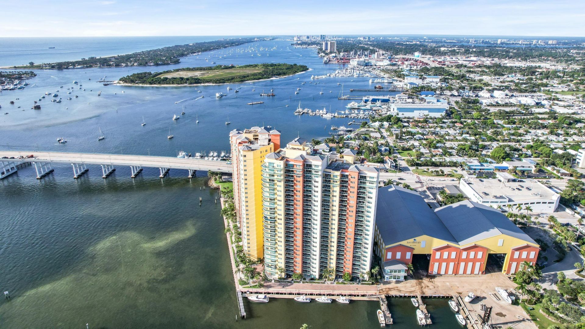 2640 Lake Shore Drive, Unit 1710, Riviera Beach, FL 33404 Photo