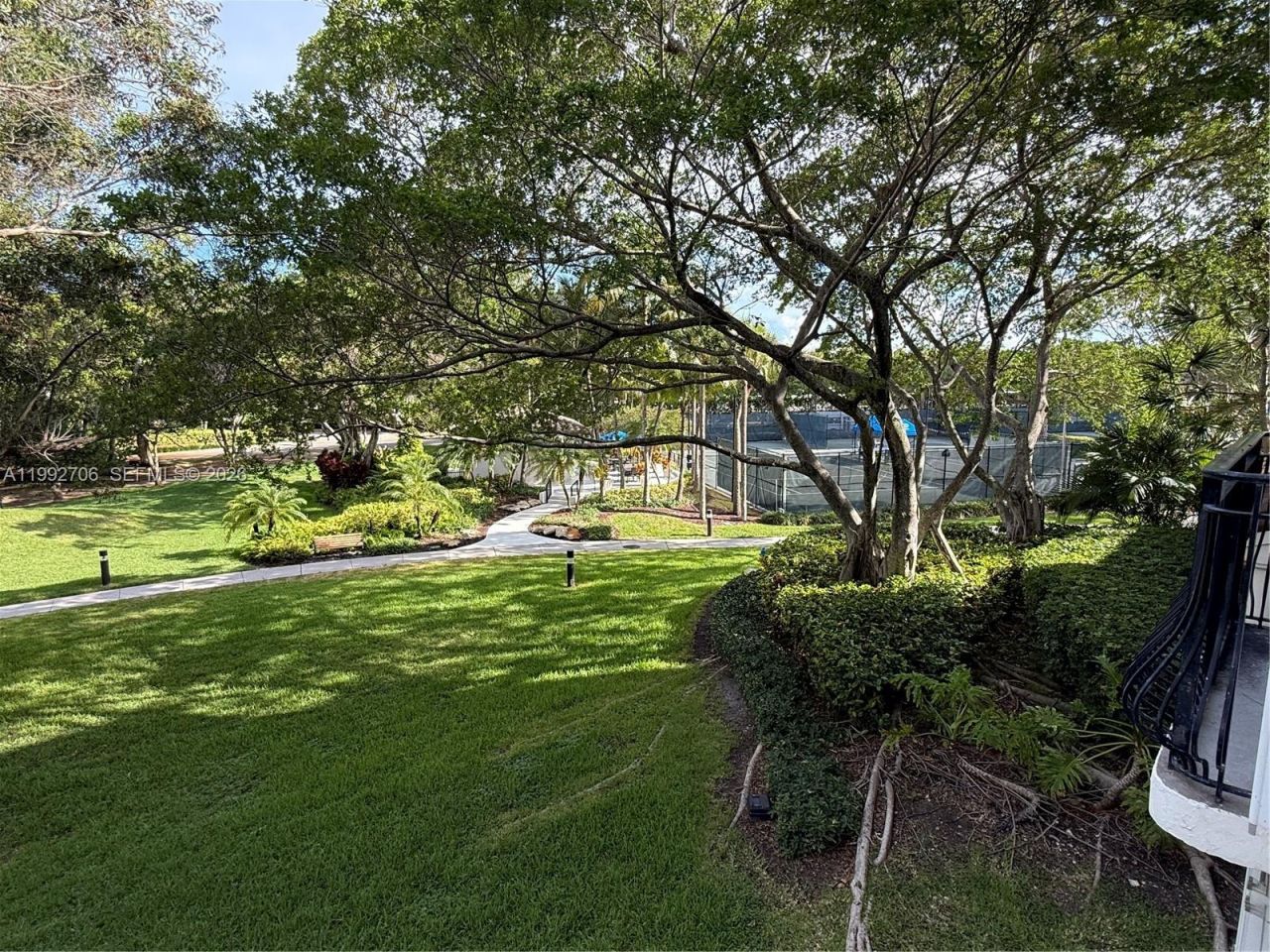 3700 Island Blvd , Unit C203, Aventura, FL 33160 Photo