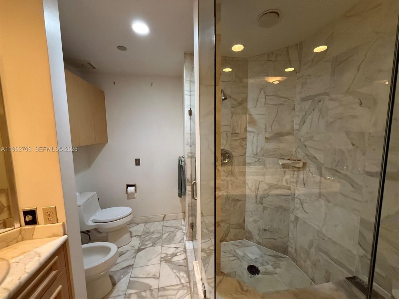 3700 Island Blvd , Unit C203, Aventura, FL 33160 Photo