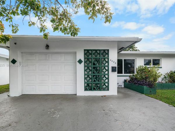 4402 NW 44th Ave , Tamarac, FL 33319